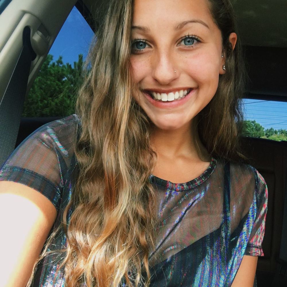Meet your Posher, Julianna
